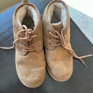 UGG Neumel Boot Big Kids